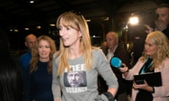 Clare Daly wearing a "Free Assange' T-shirt.