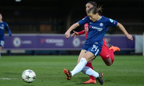 Fran Kirby scores Chelsea’s first goal in the second leg against Montpellier