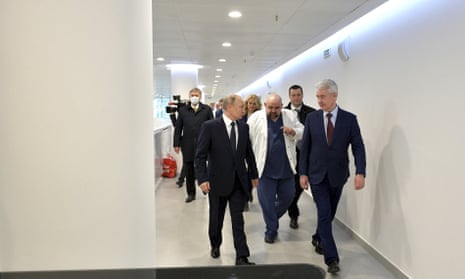 President Putin visits coronavirus hospital outside Moscow, Russia