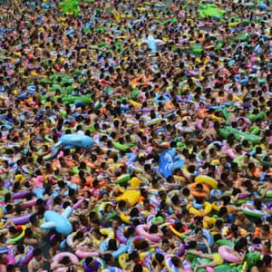 Elbow: Giants of All Sizes album art work.