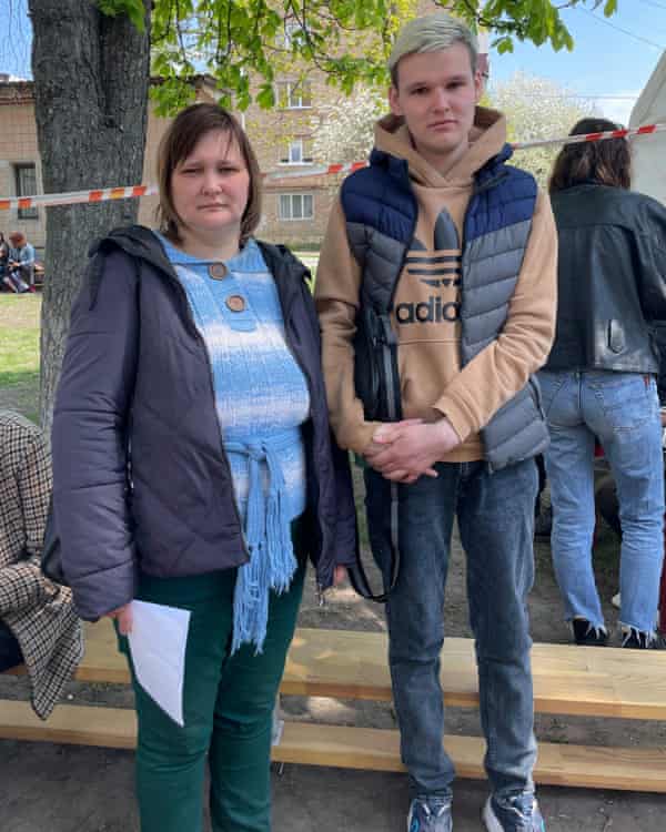Vadim Yevdokimenko and his mother, Lilia.