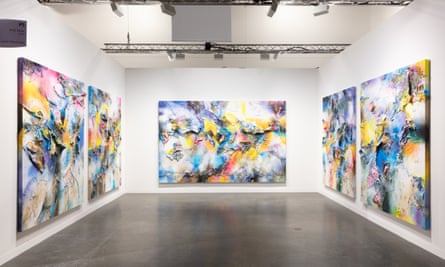 Vue d'installation du travail de Leslie Martinez à Art Basel Miami.