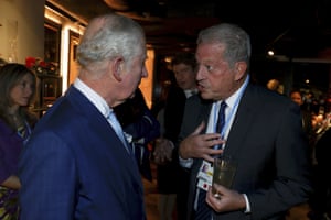 The former US vice-president Al Gore talks to Prince Charles during the summit.