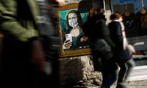 Mona Lisa S Face Mask And Boris Johnson S Backside Tuesday S