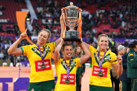 Australia's Sam Bremner (centre), Kezie Apps (left) and Ali Brigginshaw celebrate.