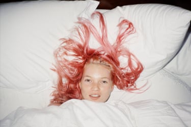 Juergen Teller – Young Pink Kate, London 1998