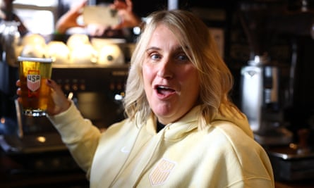Hayes takes a break from media duties to pull a pint at the World’s End pub