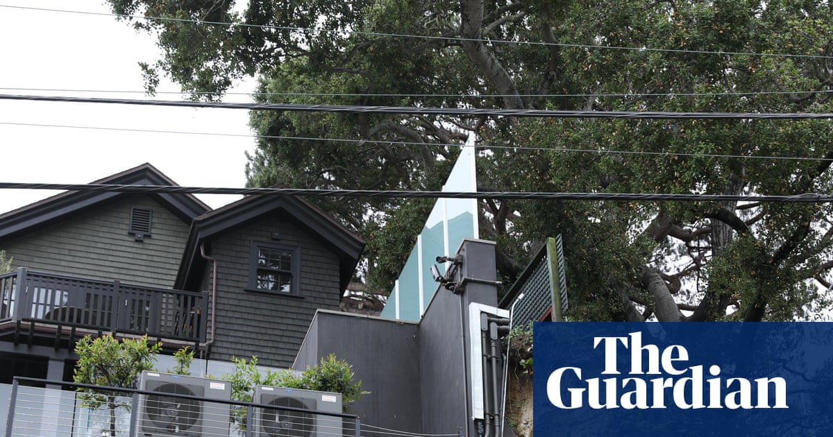 टेक्सास के व्यक्ति पर सैम अल्टमैन के घर पर मोलोटोव कॉकटेल फेंकने का आरोप लगाया गया