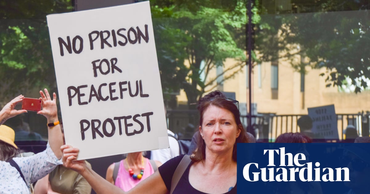 Sixteen jailed UK climate activists to appeal against ‘unduly harsh’ sentences | Environment Sixteen jailed UK climate activists to appeal against ‘unduly harsh’ sentences | Environment