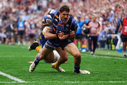 Bordeaux’s Pablo Uberti goes over to score a try despite the challenge of Leinster’s Josh van der Flier