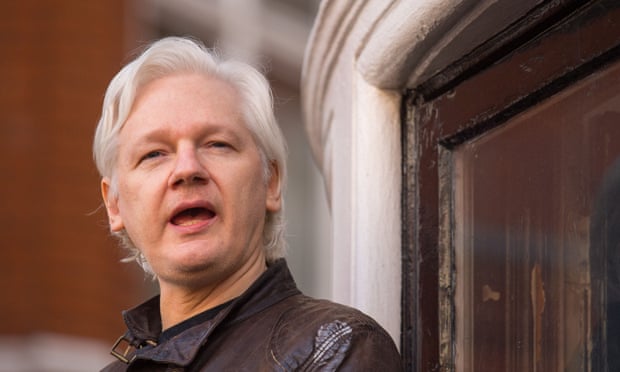 Judge refuses to withdraw Assange arrest warrant (theguardian.com)