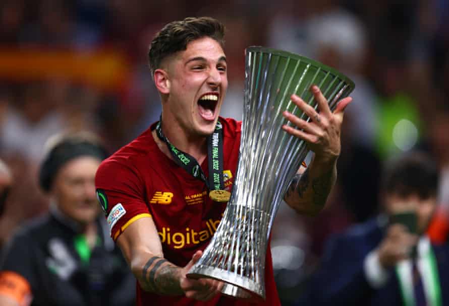 Roma’s winning goalscorer Nicolo Zaniolo celebrates with the Europa Conference League trophy.