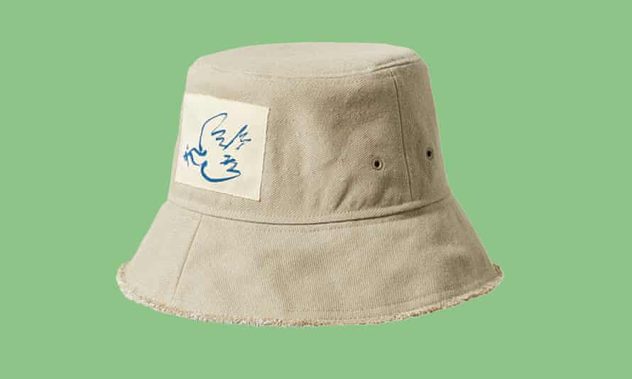 Recover bucket hat from weekday.com