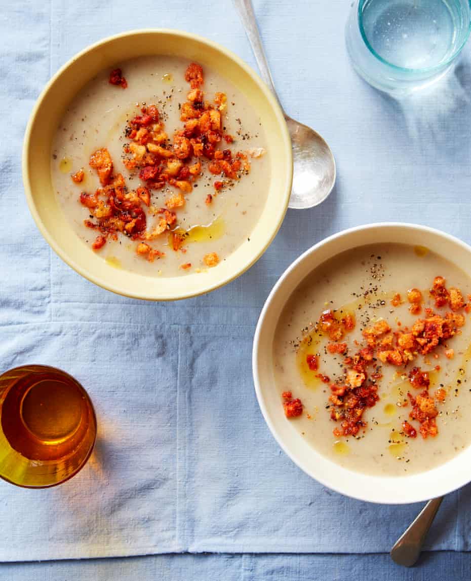 Thomasina Miers’ potato and jerusalem artichoke soup with smoky pangrattato