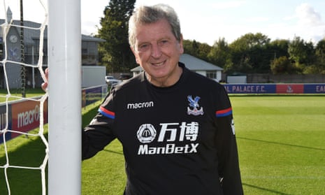 Roy Hodgson on the training ground at Crystal Palace. ‘He’s very good at getting players to understand their role within the team,’ says his former assistant Terry Burton.