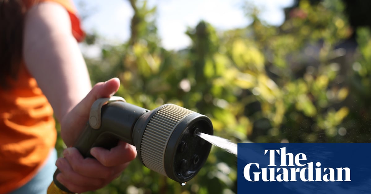 Νέα εκστρατεία προτρέπει το κοινό να μειώσει την κατανάλωση νερού καθώς το Ηνωμένο Βασίλειο βγαίνει από το κύμα καύσωνα | Νερό