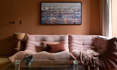 Terracotta colours in the sitting room