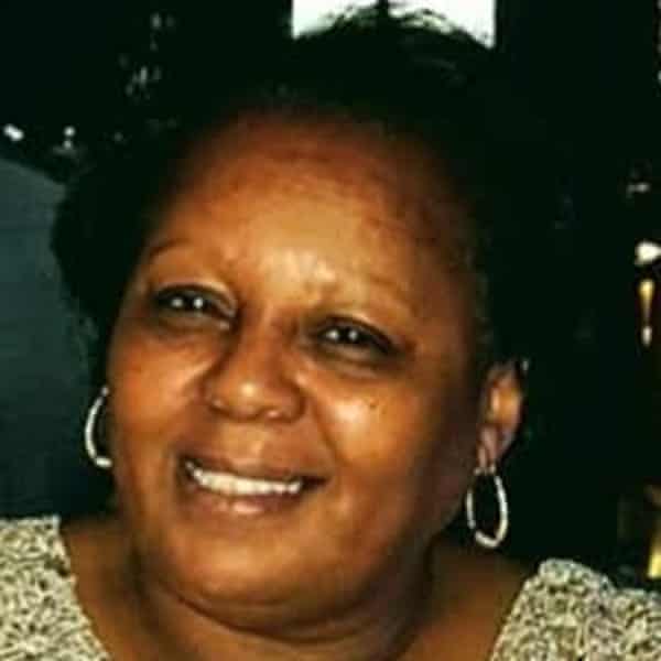 A Caring Neighbor A Nurse Who Pulled Double Shifts Us Healthcare The Guardian A Caring Neighbor A Nurse Who Pulled Double Shifts Us Healthcare The Guardian