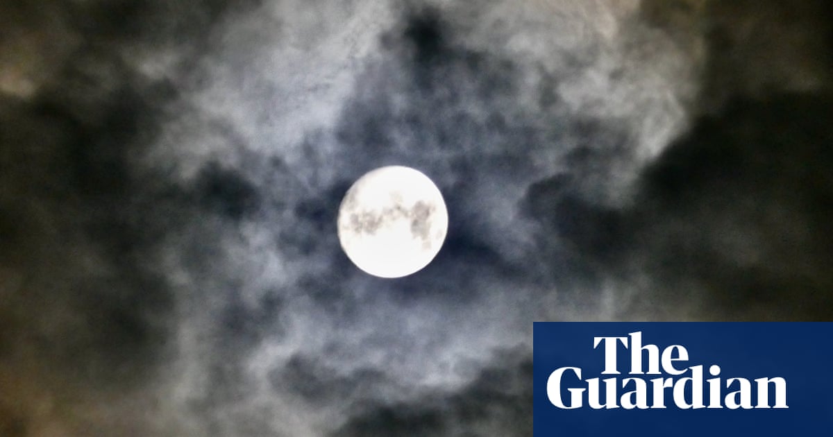 Starwatch: full moon to pass through three constellations