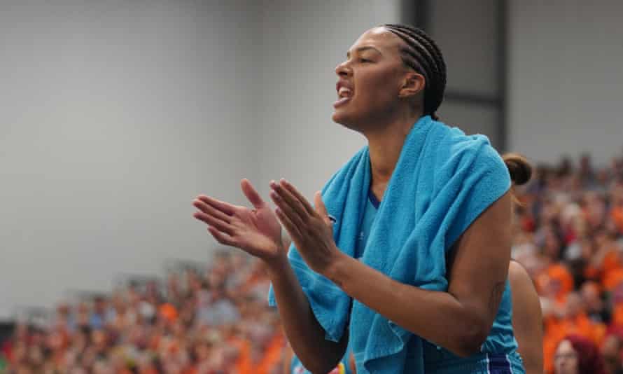 Liz Cambage
