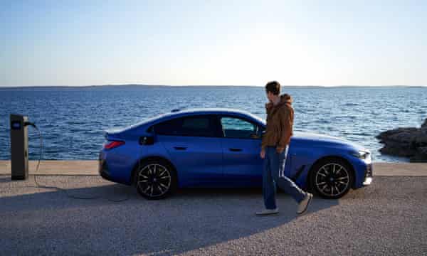 BMW i4 EV