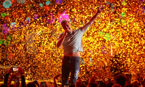 Chris Martin of Coldplay performing at the iHeart Radio festival, 22 September 2017.