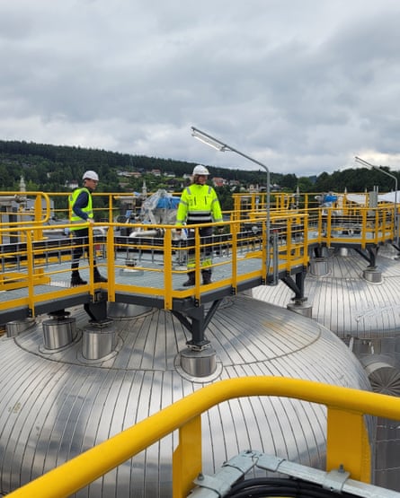 Project manager Anders Petersen at the carbon capture and storage facility in the Brevik cement plant.