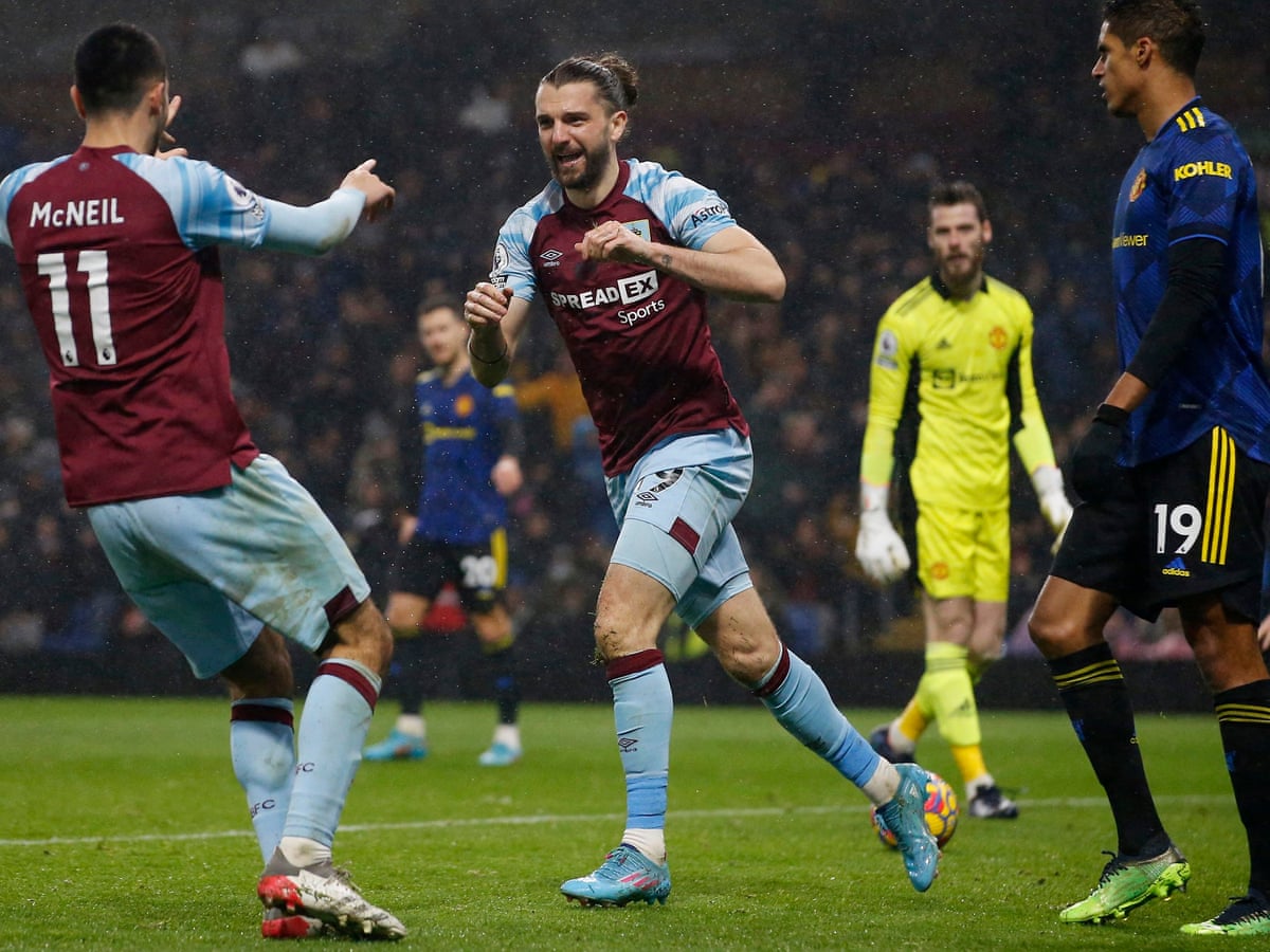 Burnley 1-1 Manchester United: Premier League – as it happened | Premier League | The Guardian