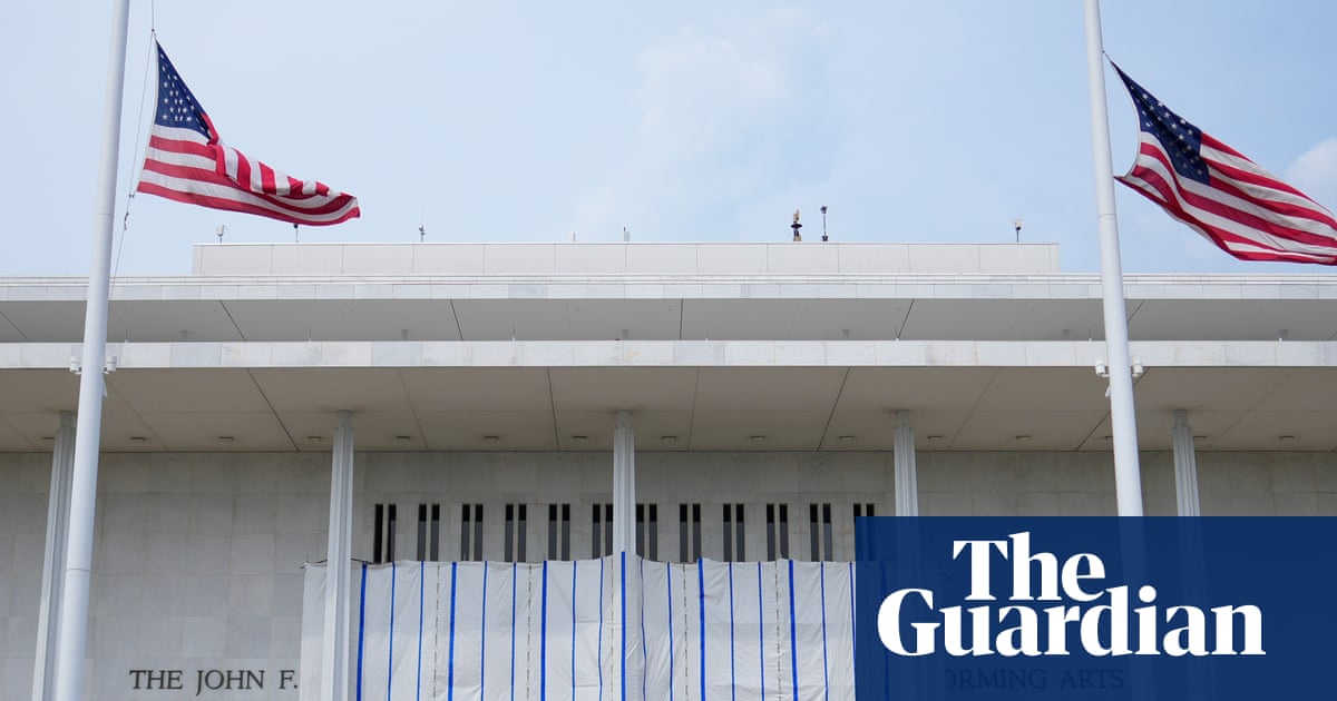 Falling ceiling debris at Kennedy Center may mire debate over renovations
