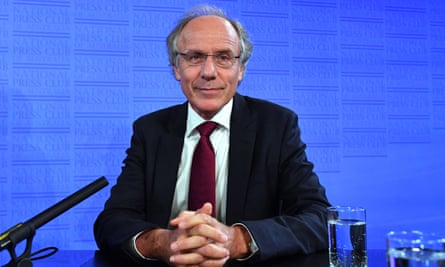 Australia’s chief scientist Alan Finkel speaks at the National Press Club in Canberra in February 2010