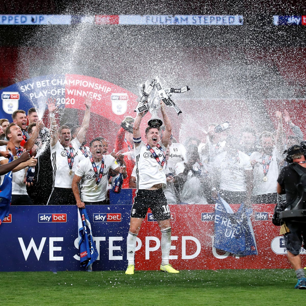brentford 1 2 fulham championship play off final as it happened football the guardian