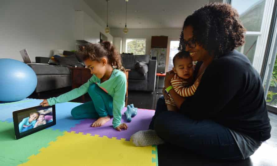 Screen Time Guidelines Need To Be Built On Evidence Not Hype Science The Guardian