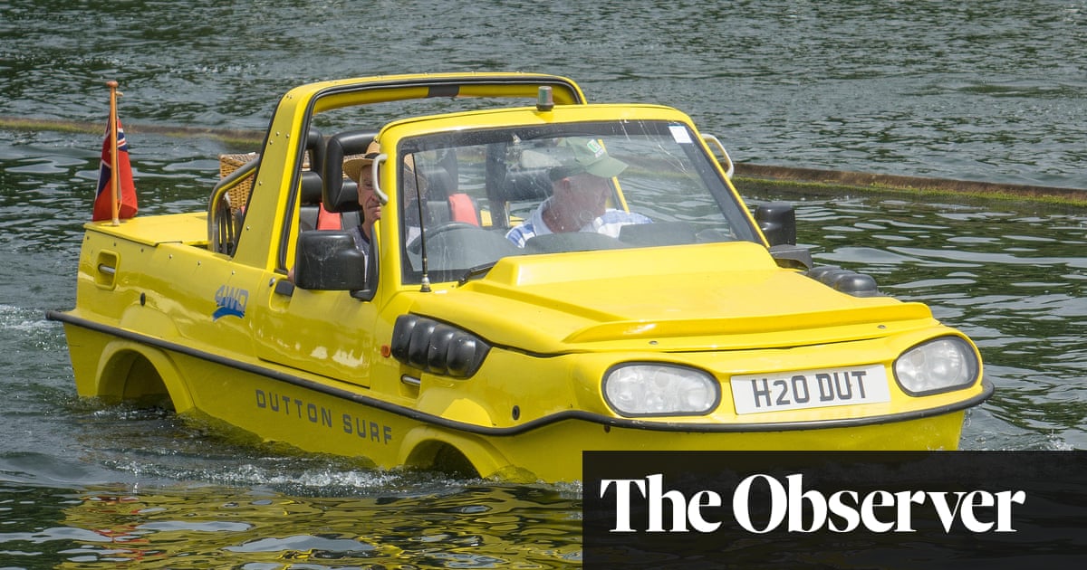 Dutton Surf amphibious vehicle preview: "A cross between a car and a