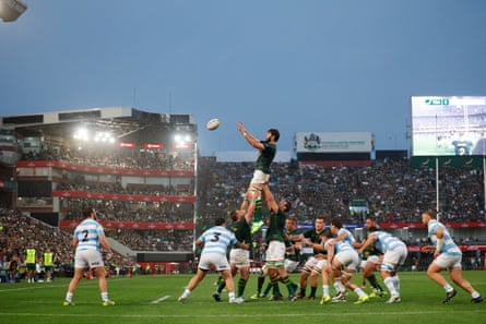 The South Africa lock Ruan Nortje is lifted by teammates to catch a lineout