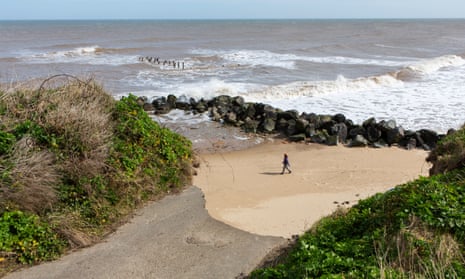 The end of Beach Road, on the cliff edge at Happisburgh, Norfolk. 