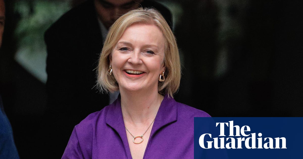 Liz Truss criticised for ‘stunning lack of humility’ over reported peerage plans