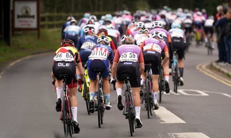 The peloton of the 2021 Women's Tour in Battlesbridge, Essex