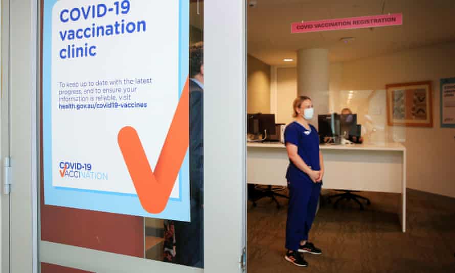 pix Queensland Covid Restrictions For Victorians victoria eases coronavirus restrictions