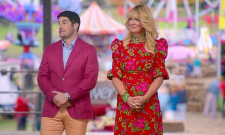 Jason Biggs and Sandra Lee in Blue Ribbon Baking Championship.