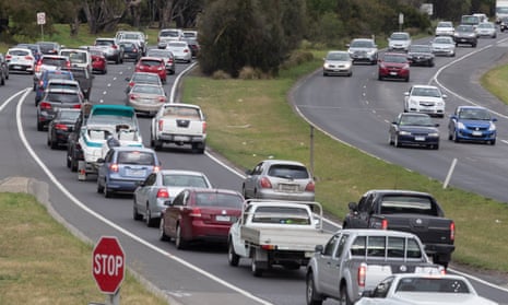 Traffic from the South Gippsland Freeway coming from the city during afternoon peak hour, joins the South Gippsland Highway heading towards Cranbourne in Victoria