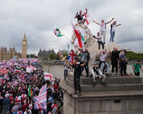 Elon Musk calls for dissolution of parliament at far-right rally in London | Elon Musk | The Guardian