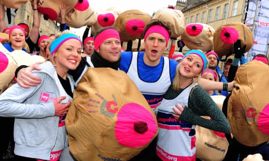 Dermot O’Leary and Greg James with Kris and Maren Hallenga on a charity half-marathon in 2013.