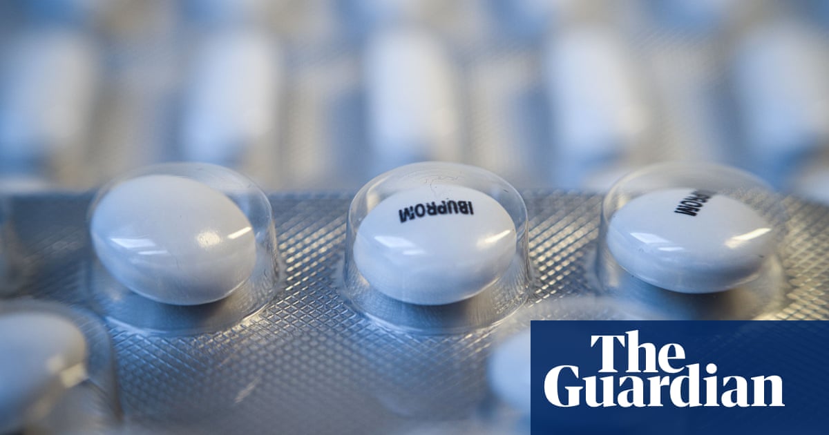 Short-term use of ibuprofen may increase chance of chronic pain, study suggests