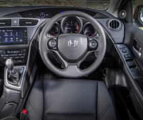 Honda Civic Tourer interior