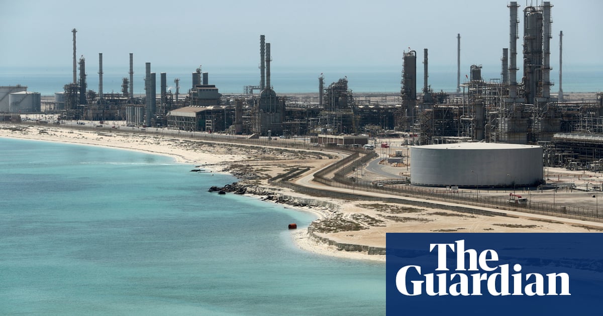 Saudi Aramco removes sustainable oil adverts after complaints