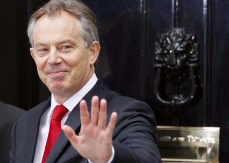 Outgoing British Prime Minister Tony Blair leaves 10 Downing Street in central London, 27 June 2007, for his last Prime Ministers Question Time at the House of Commons