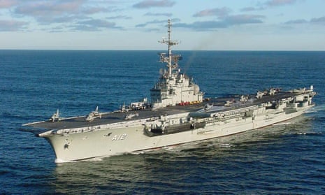 File photo from the Brazilian navy shows aircraft carrier São Paulo in the Atlantic Ocean