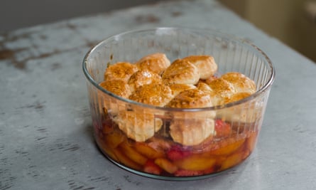Segnit and Jonze’s finished peach and raspberry cobbler.