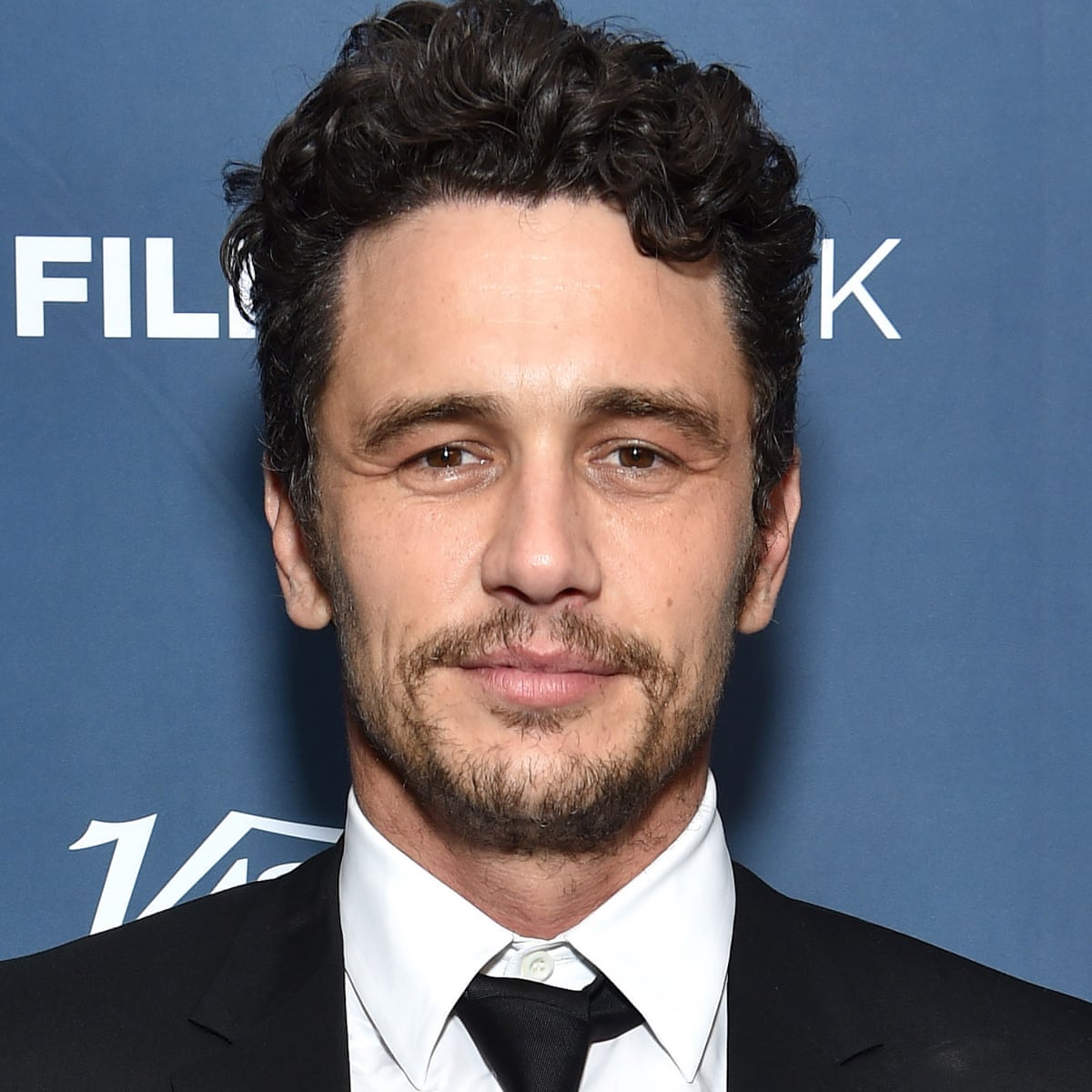 How To Style Hair Like James Franco James Franco Hairstyles Curly
