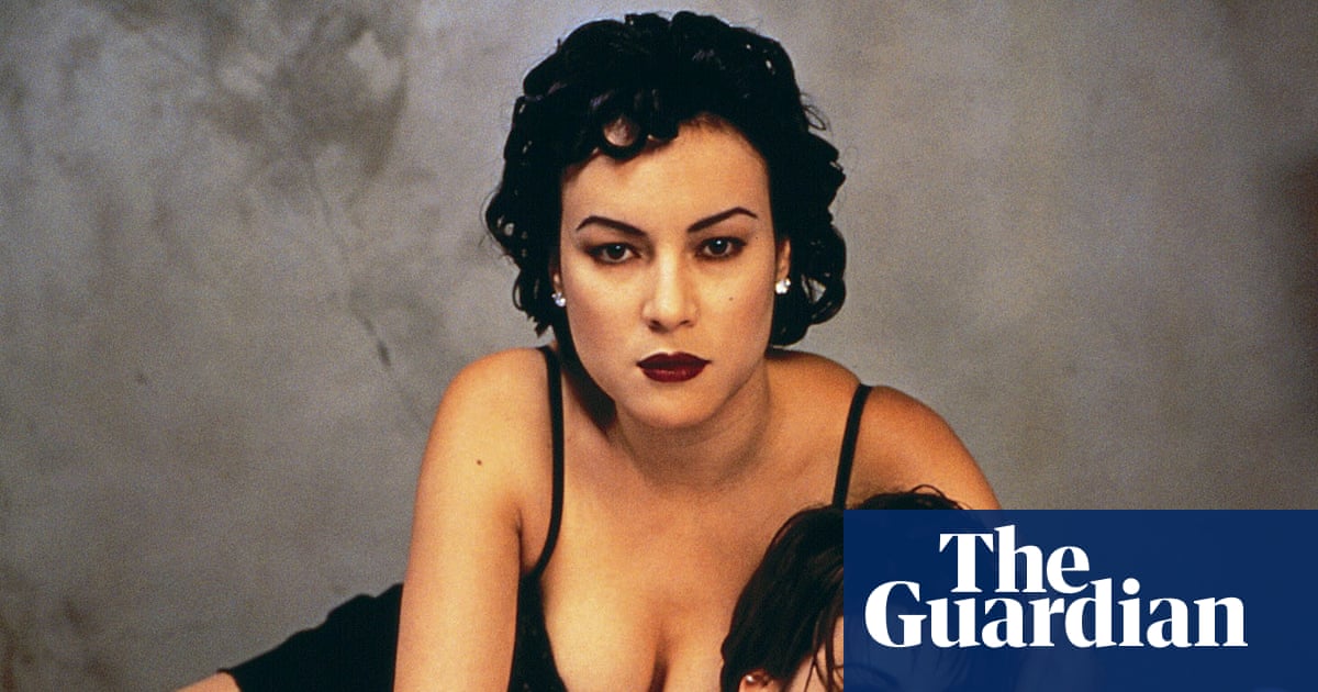 ‘A masterclass in lesbian eroticism’: why Bound is my feelgood movie